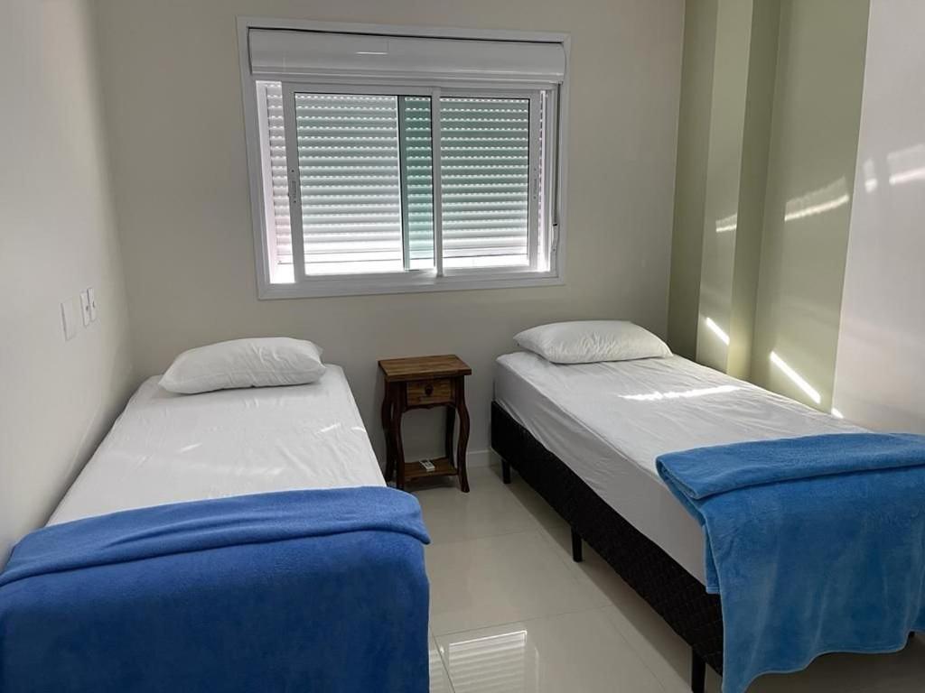 1053 - Praia De Bombinhas Locacao De Temporada - Residencial Egidio Pinheiro Apto 302 B ภายนอก รูปภาพ